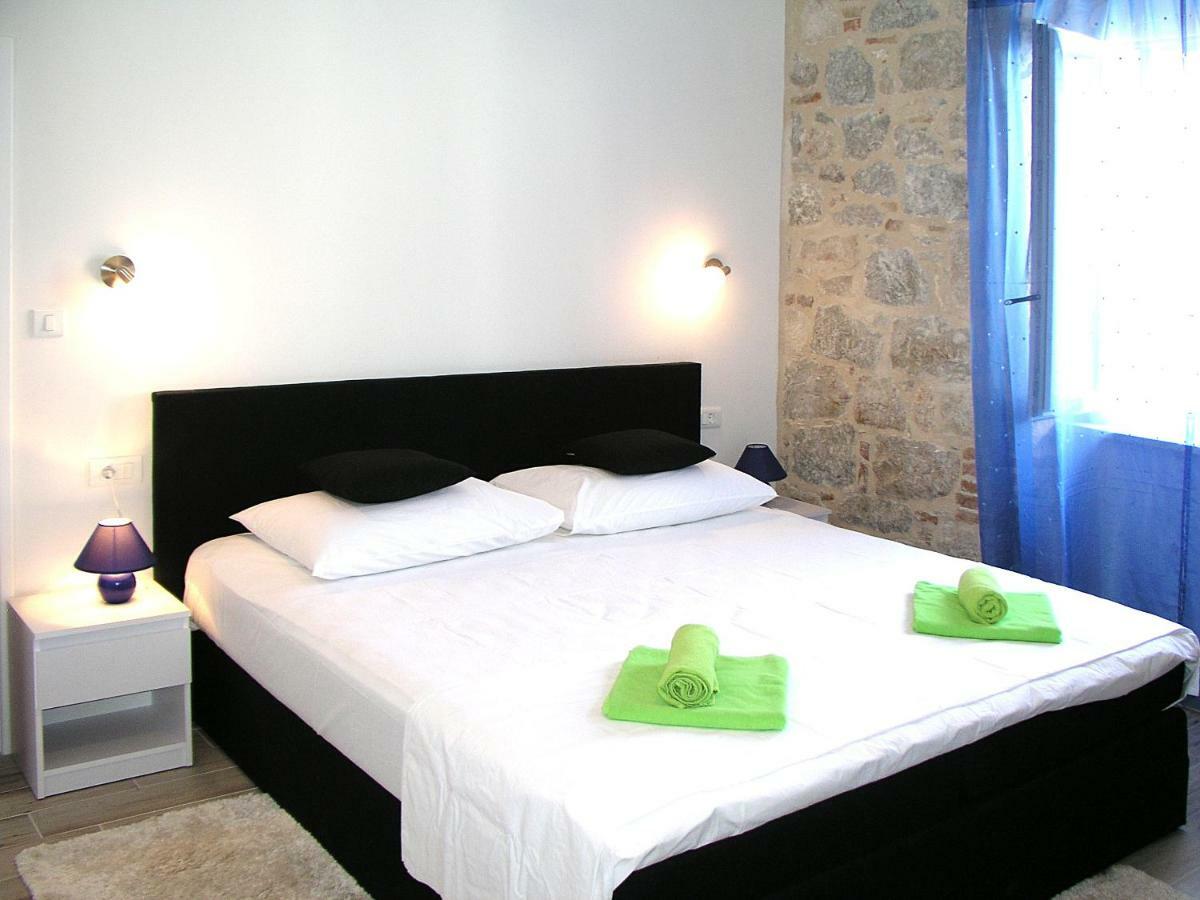 Apartmani Klara I Gracia Spalato Esterno foto